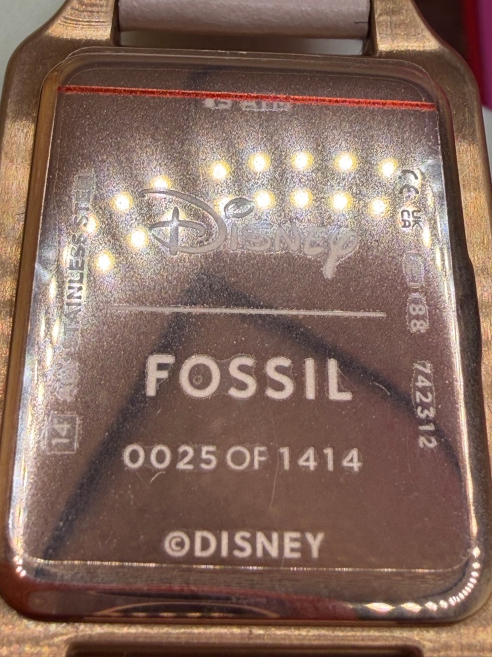 Limited Disney x Fossil Rose Gold Minnie Mouse Watch 25 of 1414 made - Picture 8 of 11